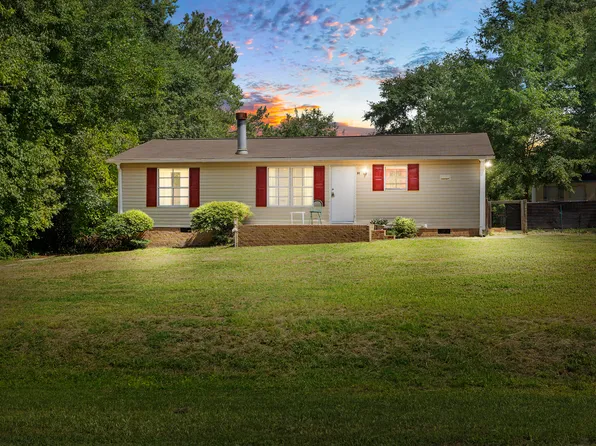 91 Kate Ln, Sanford, NC 27332