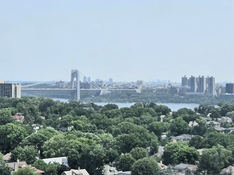 770 Anderson Ave #18F — Photo 8