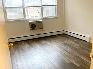 6805 N Sheridan Rd #505, Chicago, IL 60626