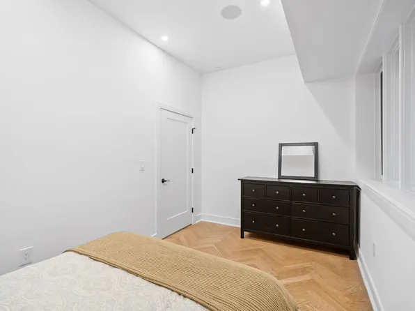 151 Webster Avenue image 22 of 41