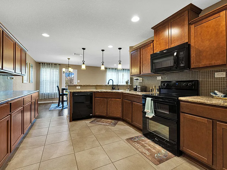 6730 Carmona Pass — Photo 12