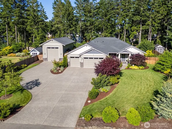 4647 Skylark Street NE, Lacey, WA 98516