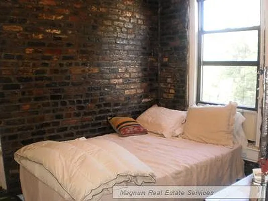 Rented by Magnum Realty Holdings, LLC | media 24