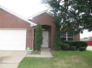 6707 Waterlilly Dr, Arlington, TX 76002