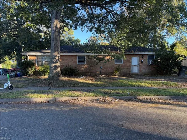 1303 Modoc Ave, Norfolk, VA 23503