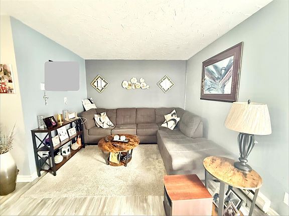 5th image of 17 Tucker Place