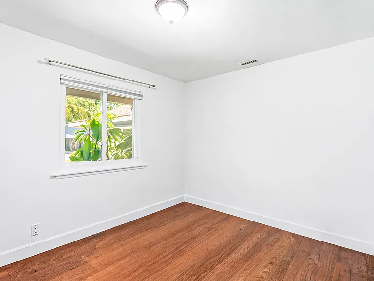 6207 Marlborough Dr — Photo 10