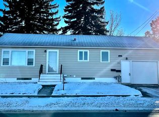 14 11th Ave SE, Minot, ND 58701