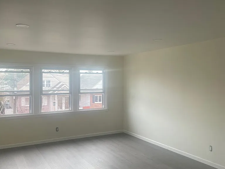 10 Briarwood Rd #2 — Photo 4