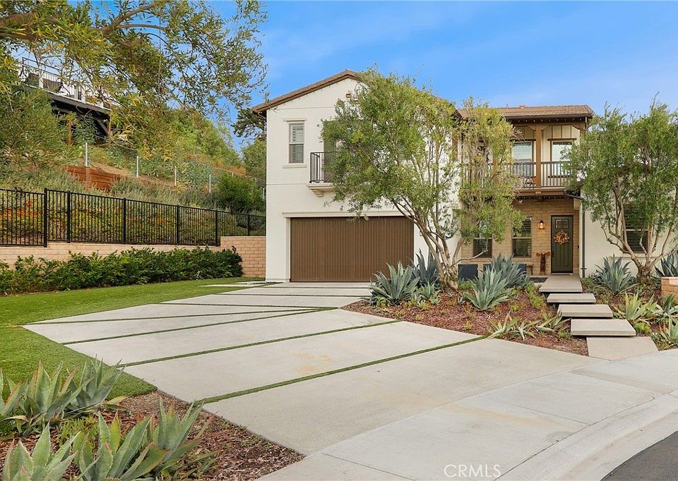 1st image of 2531 N La Colina Ct