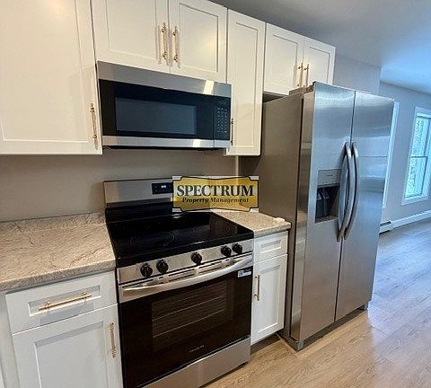2nd image of 313 State St #10