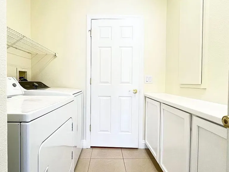 9891 Ridge Hill Ave — Photo 24