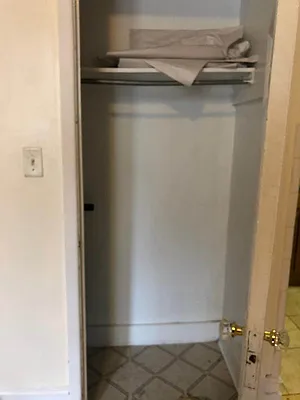 Rented by Lang Realty LLC | media 6