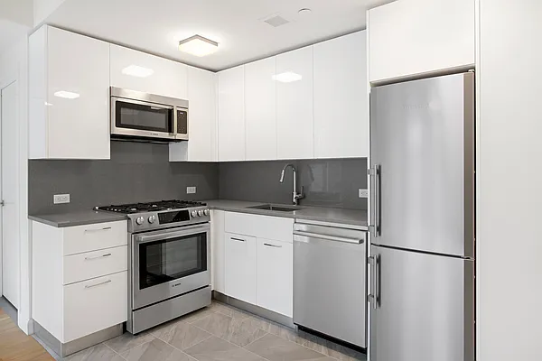Rented by Corcoran | media 17