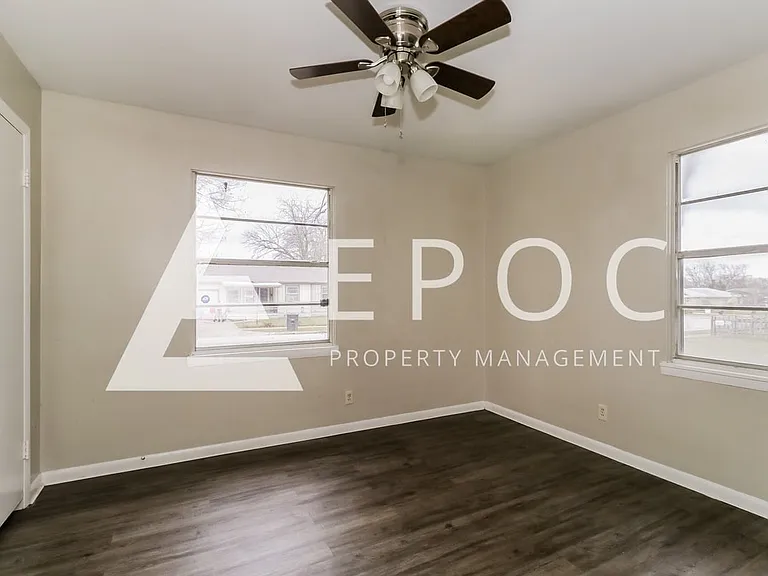 1412 Alta Mira Dr — Photo 9