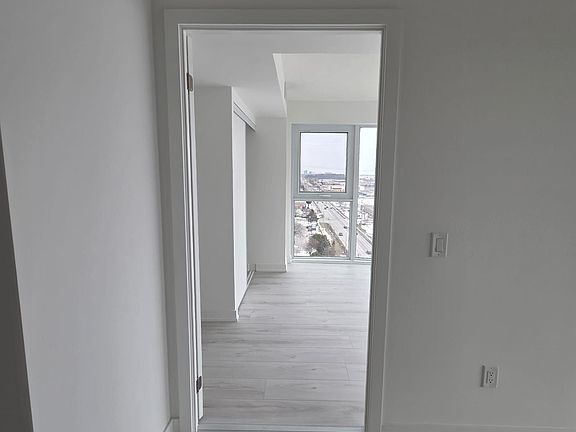 4th image of 1010 Sandy Beach Rd #1305