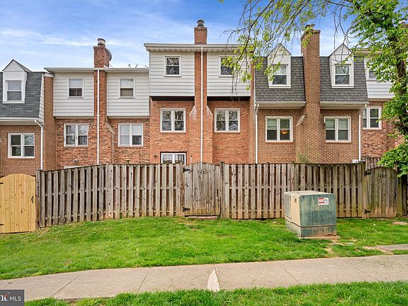 5th image of 7451 Zanuck Ct