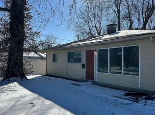 1103 N 39th St, Belleville, IL