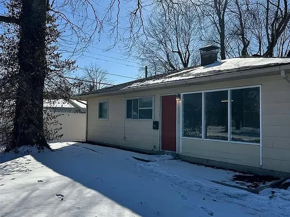 1103 N 39th St, Belleville, IL 62226