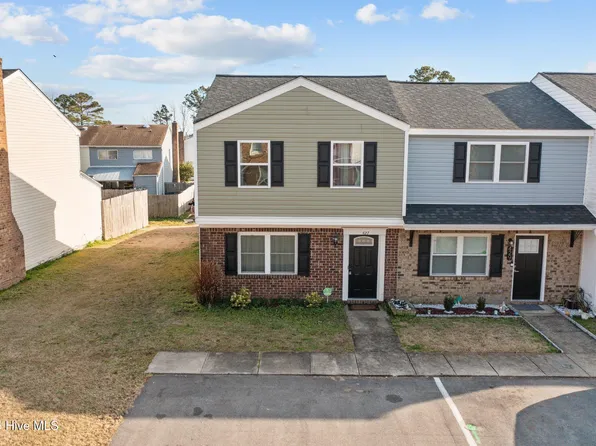 427 Myrtlewood Circle, Jacksonville, NC 28546