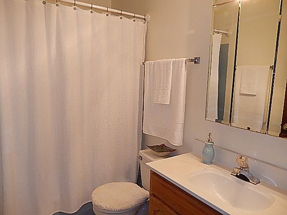 3rd image of 12443 S 71st Ave