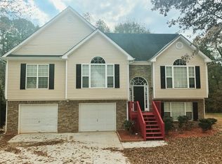 1742 N Oak Dr, Lawrenceville, GA 30044