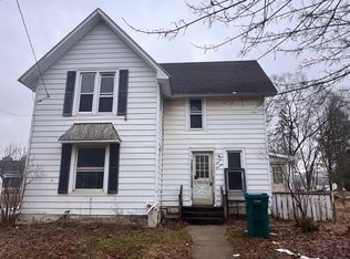 314 N Main St, Perry, MI 48872