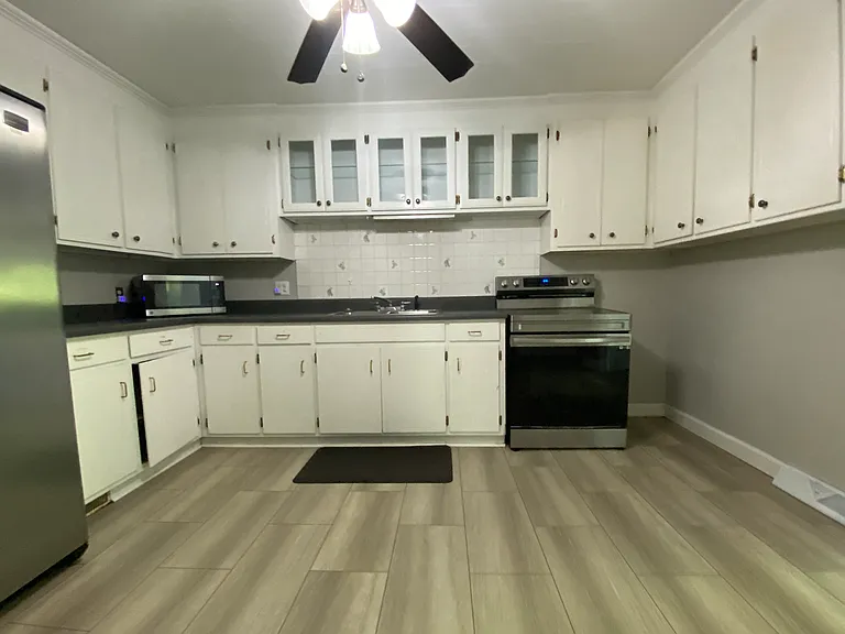 721 S Line Street Ext — Photo 10
