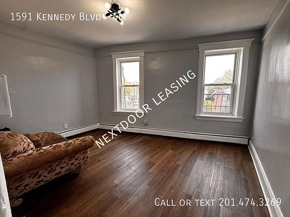 4th image of 1591 Kennedy Blvd #5M