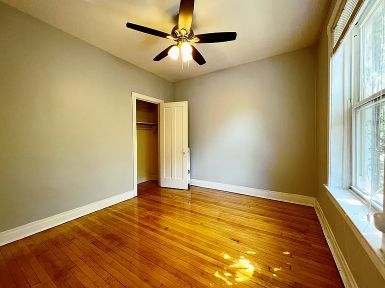 2317 W Eastwood Ave #2W — Photo 4