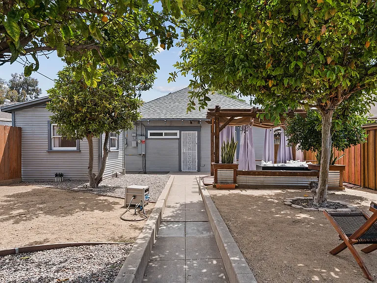 1736 Kearney Ave — Photo 28