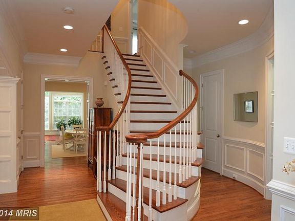 3rd image of 2145 Royal Lodge Dr