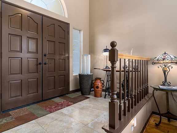 Gorgeous Entry