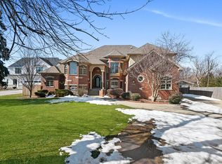 6138 Boundary Rd, Downers Grove, IL 60516