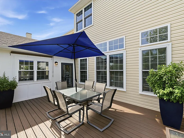 704 Seaton Ct SE — Photo 55