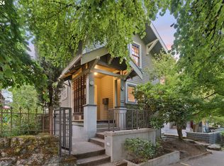 215 S Gibbs St, Portland, OR 97239