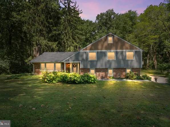 105 S Fairville Rd, Chadds Ford, PA 19317