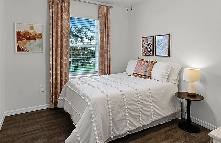 Kensington Place Townhomes — Photo 9