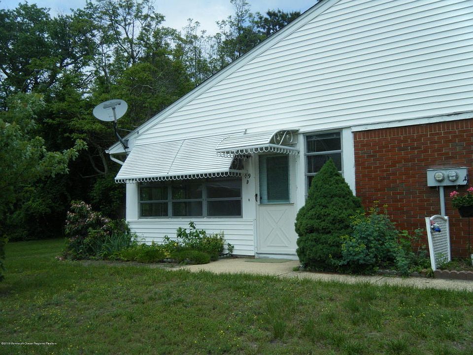 1st image of 49D Saint John Pl