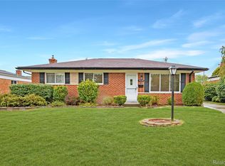 14169 Wedgewood Rd, Sterling Heights, MI 48312