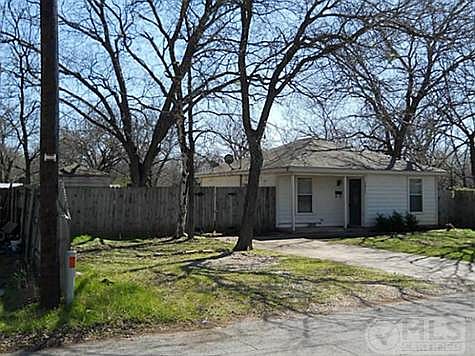 2nd image of 1011 Hodge St