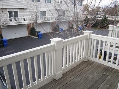 2nd image of 766 Hanbury Dr #766