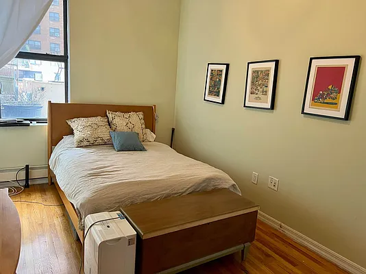 Rented by Corcoran | media 19