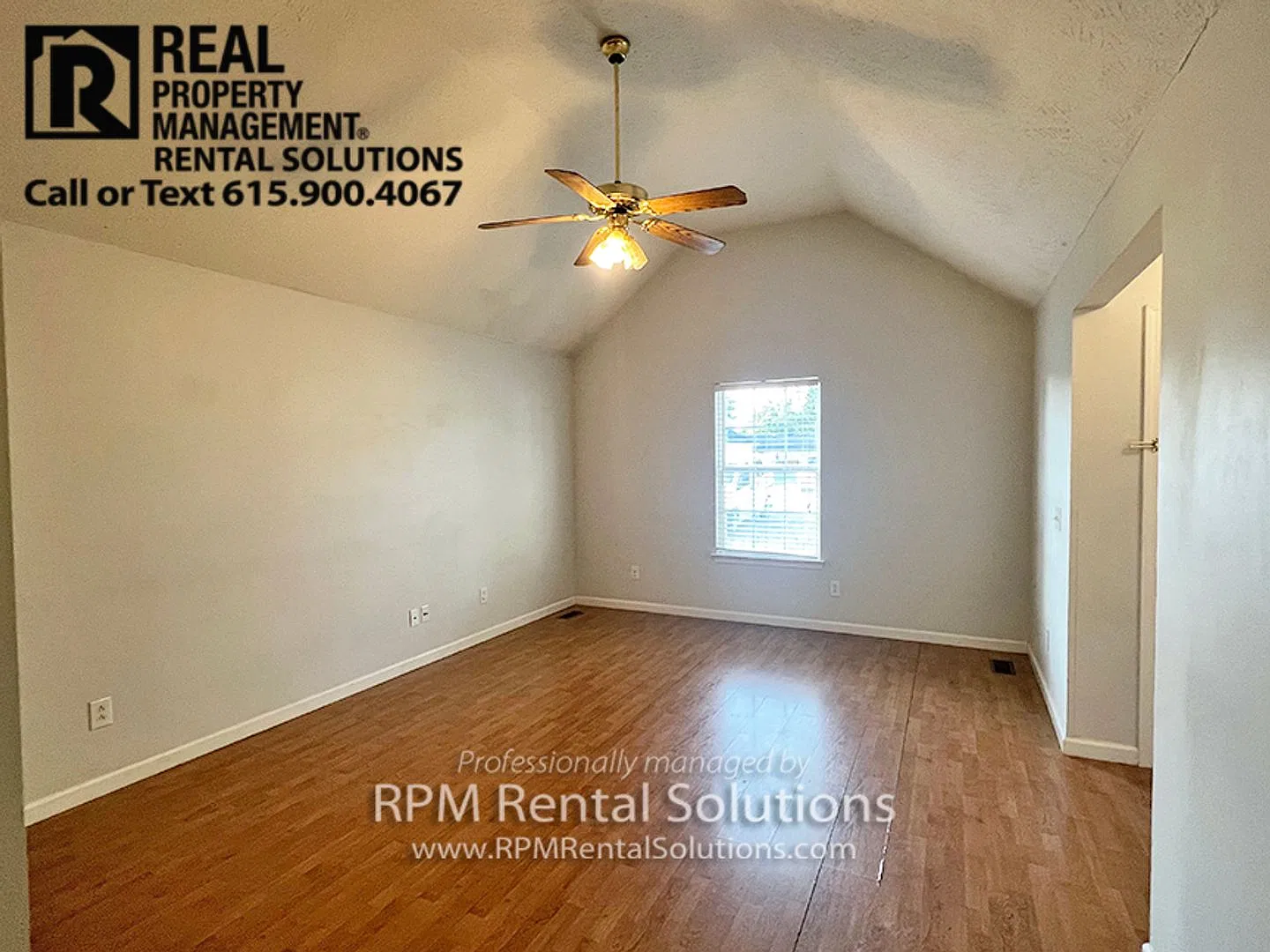 3BR/2BA one level home just 3 miles from MTSU! Available now! — Photo 4