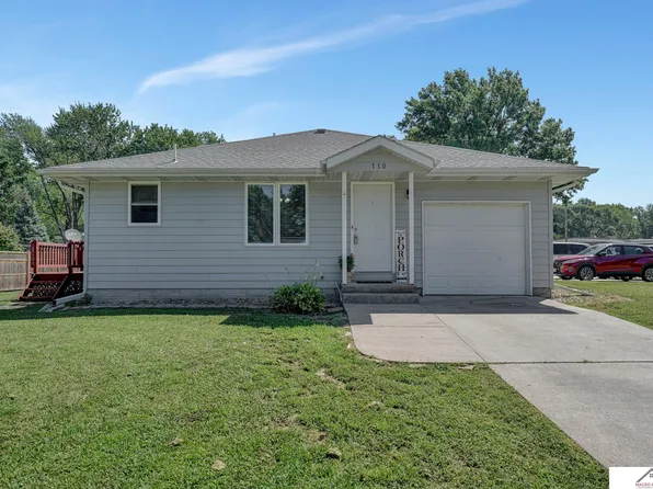 110 Grove Ave, Crete, NE 68333