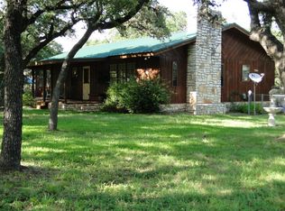 707 Ranchview Dr, Johnson City, TX 78636