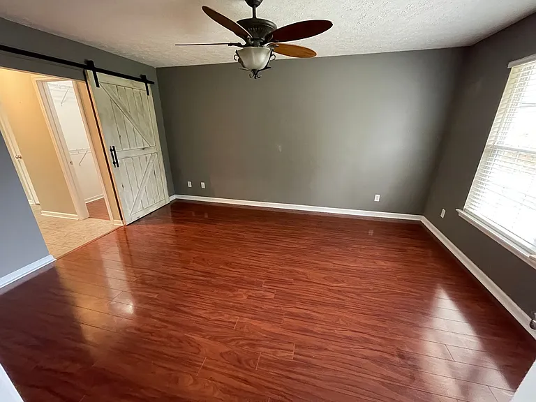 1547 Overlook Cir — Photo 12