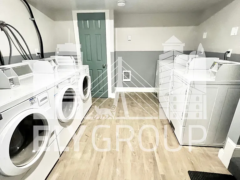 151 Crescent St #1 — Photo 9