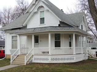 245 E Ogden St, Capron, IL 61012