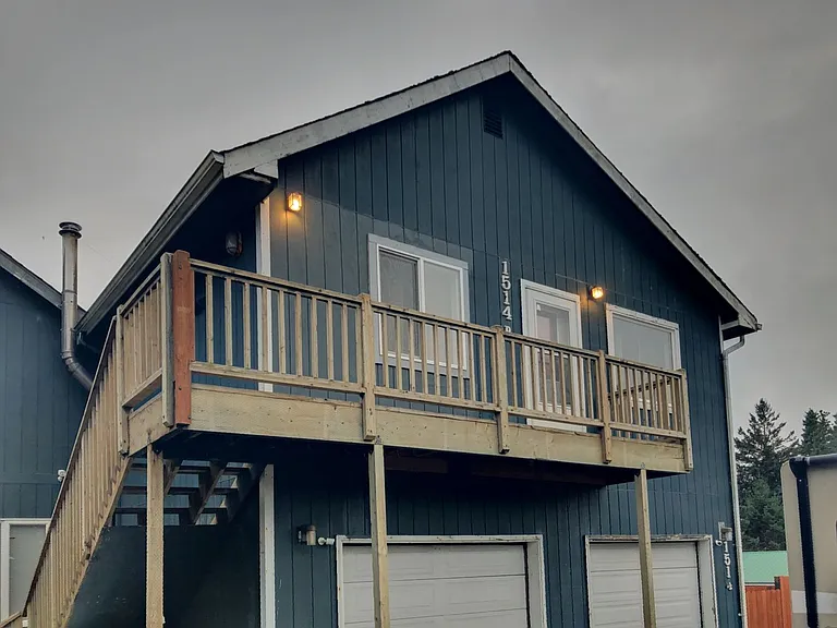 1514 Lynden Way #B — Photo 3